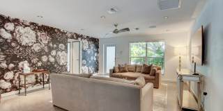 717 NE 1st Court Gallery 23