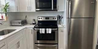 8897 Fontainebleau Blvd Gallery 5