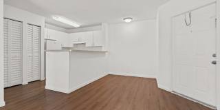 Palm Springs Apartments Gallery 17