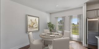 Poplar Row Gallery 22