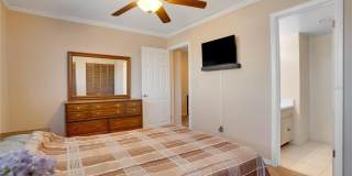 6315 NEWTOWN CIRCLE Gallery 21