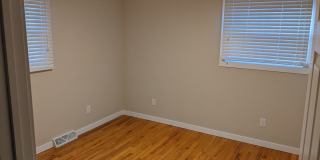 Fully Updated 3 Bedroom - 1 bathroom home - $3,000 Gallery 18