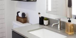 Verso Gallery 46