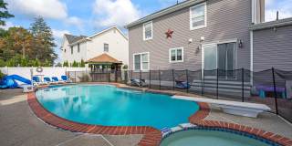 7 Linden Avenue Gallery 3