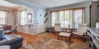 ***VACATION HOME AVAILABLE FROM MAY 15TH- OCTOBER 31ST*** MONTH TO MONTH Gallery 6