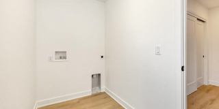 6501 Hickman Road Gallery 16
