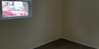 131 Edgehill Gallery 5