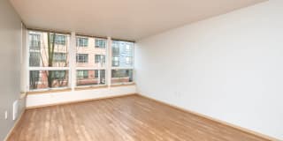 The Pearl Apartments Gallery 11