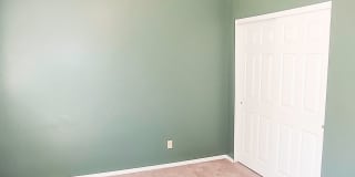 Hard to Find! Pet friendly home with attached garage in Moscow Gallery 22