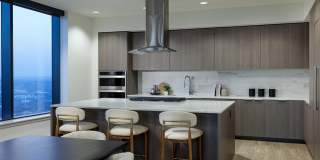 Hanover Brazos Street Gallery 16