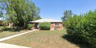 CUTE 3-BDRM, 2-BATH HOME IN THORNTON - AVAILABLE OCTOBER 1st! Gallery 1