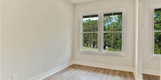 Owen's Crossing Townhome Gallery 6