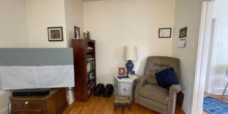 Incredible High First Floor Unit in Horner Park - Plenty of space to work from home! Incredible High First Floor Unit in Horner Park - Plenty of space to work from home! Gallery 1