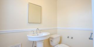 Shaker House & Shaker Town House Gallery 29