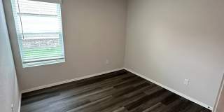 School Year Savings! | Receive a $250 Amazon Gift Card + Modern 3-Bedroom, 2-Bath Home in Siloam Springs Gallery 9