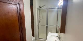 1 Bedroom House Near Columbian Park Gallery 14