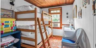 40 Bungalow Walk Gallery 16