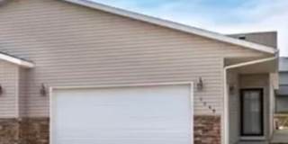 Lovely Townhouse in Great Location Gallery 1