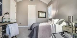 710 E Avenue Gallery 45