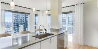 Avalon Towers Bellevue Gallery 3