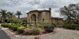 Gorgeous Villa - 3 Bed, 2.5 Bath - Beautiful Views - Highly Desirable Neighborhood! Gallery 1