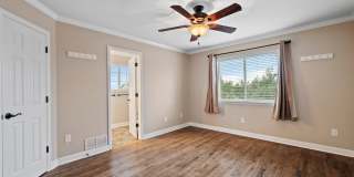 5 Bed 3.5 Bath Home in Maple Hills Available Now!! Gallery 11