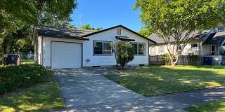 Charming Immaculate Three Bedroom Rambler in Tacoma Charming Immaculate Three Bedroom Rambler in Tacoma Gallery 1