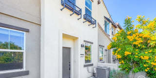 SD: Inviting 3BD/2.5BA Home in San Marcos with Private Patio, 2-Car Garage & In-Unit Laundry Gallery 1