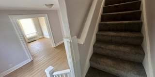 323 North Gladstone Avenue Gallery 7