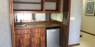 Waialae Iki, large family home 4 bedroom, 4 baths, 2 car garage Gallery 16
