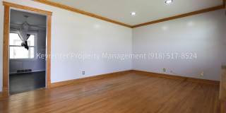 Beautifully Done 3 Bedroom House! Available for Immediate Move in! Gallery 9