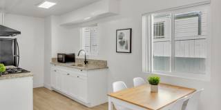 Downtown Modern Smart Home Gallery 7