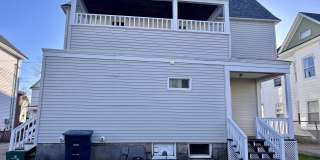 118 Palm Street Gallery 20