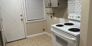 Duplex Front Unit!!! Gallery 9