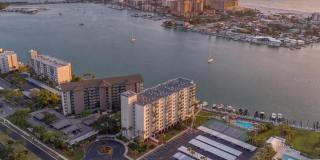 660 ISLAND Way Gallery 1
