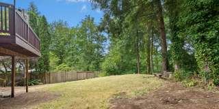 4bd/2.5ba Bellevue Home Gallery 36