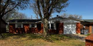 3028 NE Pioneer Blvd Gallery 1