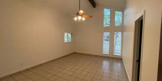3/2 Southside 1800 sqft, pet friendly, enclosed yard Gallery 30