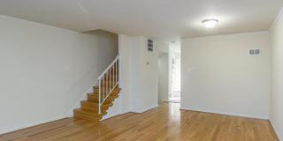 1128 N TAYLOR Street Gallery 18