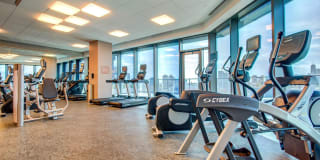 Elevate Lincoln Park Apartments Gallery 12