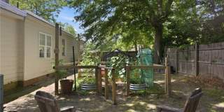 202 N Jackson Street Gallery 24