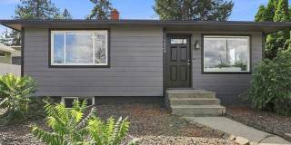4-bedroom, 1 bath Beautifully Updated Single Family Home Available Now! - Northwest Francis Gallery 1