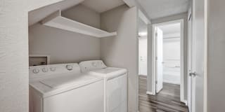 Summit Riverside Apartments Gallery 25