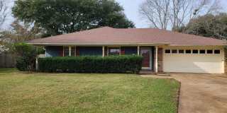 South Bossier 3 Bedroom 2 Bathroom **$300 OFF 1ST MONTH SPECIAL Gallery 1