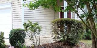 Sought After Riverwood Townhome! Gallery 4