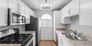 6812 Elm Creek Drive Gallery 1