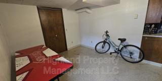 520 NE Maple St Gallery 4