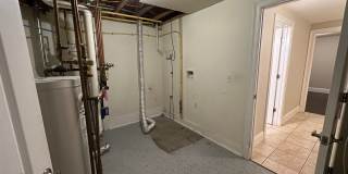 Beautiful Townhouse in NEW NORTH END Burlington 3BD/4BA Gallery 26