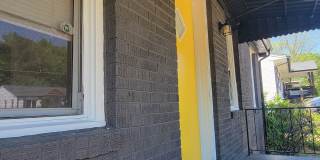 3 Bedroom Brick Ranch on Basement/5 Min Drive to Downtown Atlanta Gallery 6