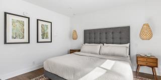 1929 Tamarind Ave unit: 8 Gallery 26